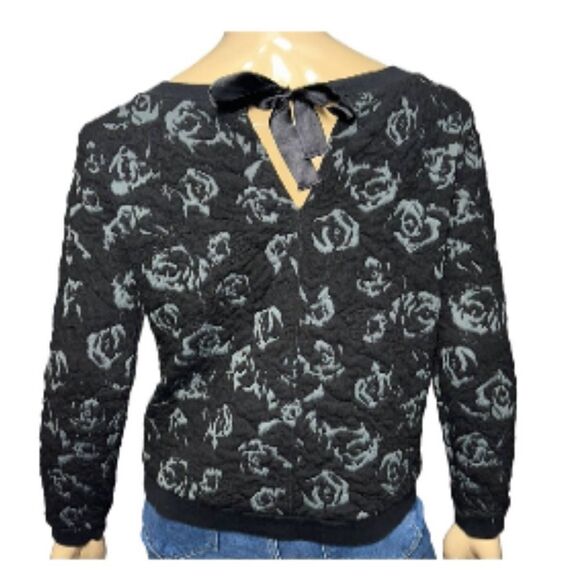 Hinge Black and Gray Quilted Textured Rose Sweatshirt - Picture 3 of 9